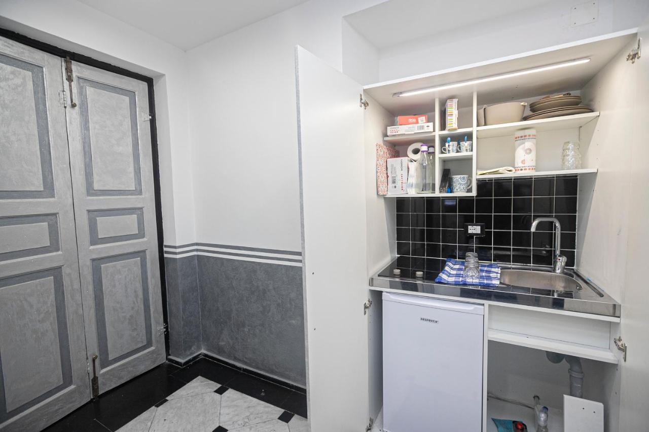 Dimora Patrizia In Centro Apartment Genoa Exterior photo